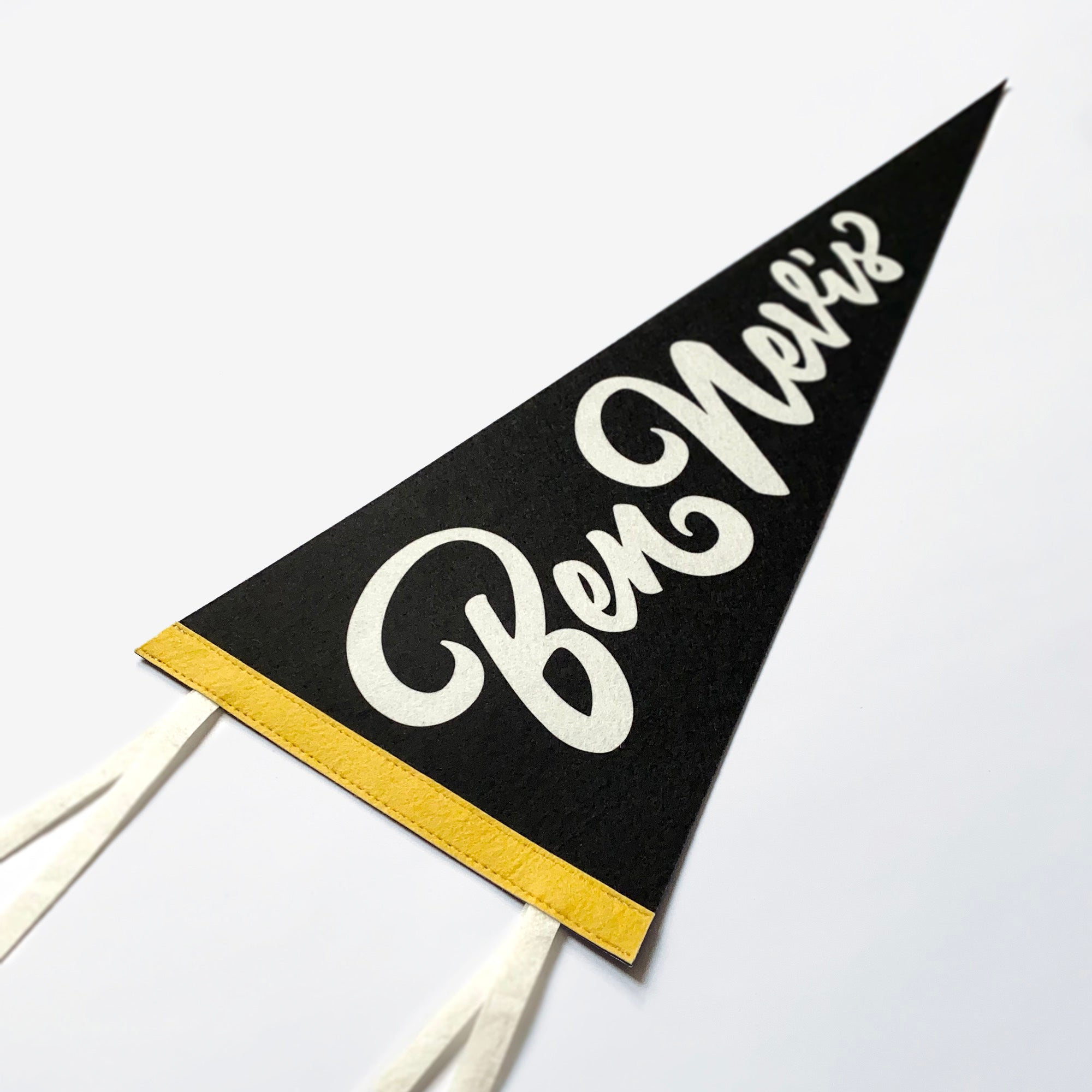 Ben Nevis Pennant Black, Cream & Yellow