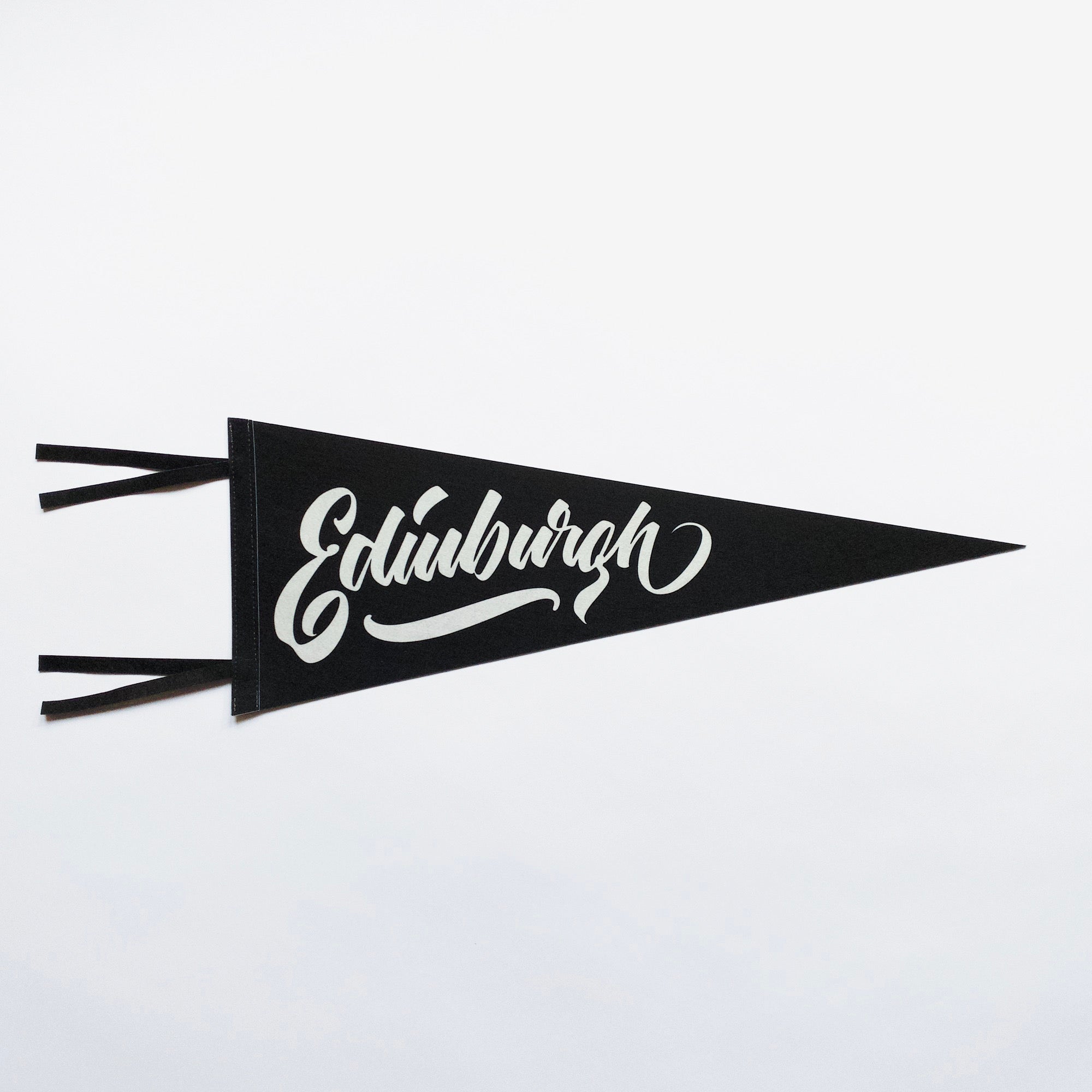 Edinburgh Pennant Black & Off White