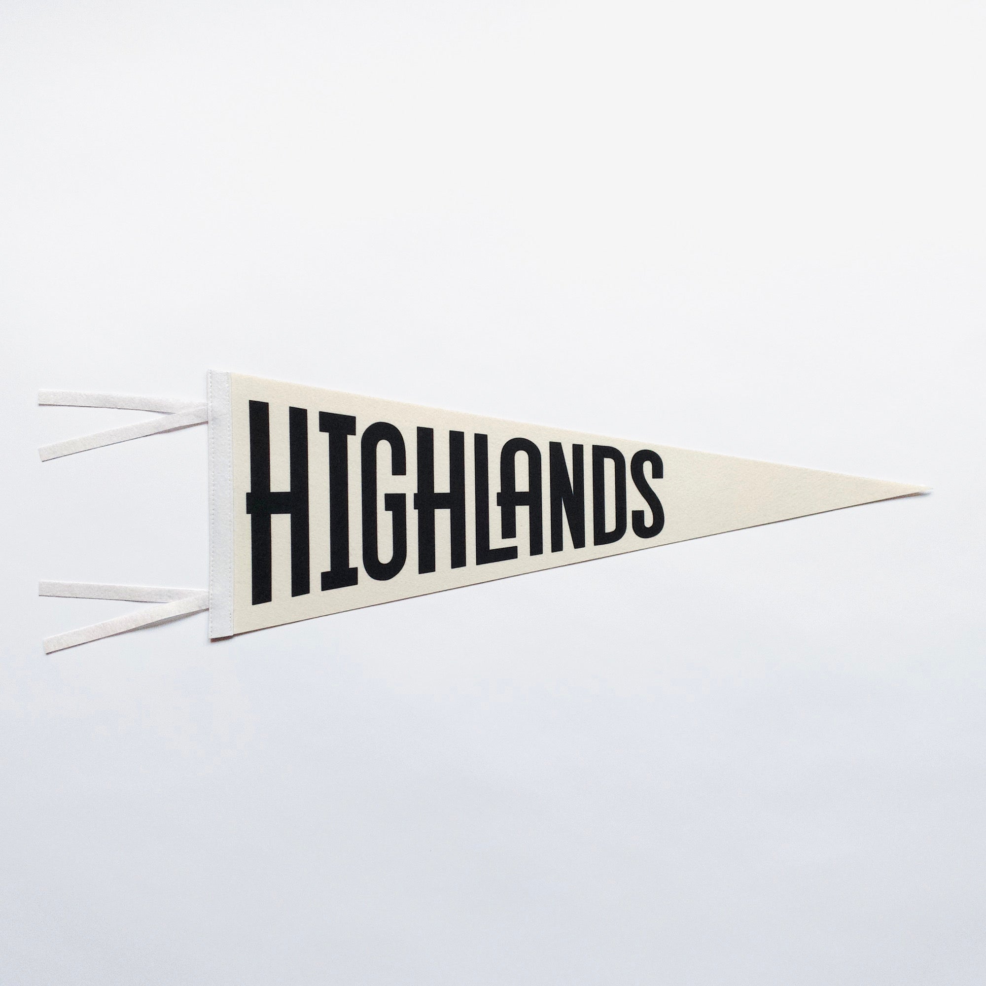 Highlands Pennant Cream & Black